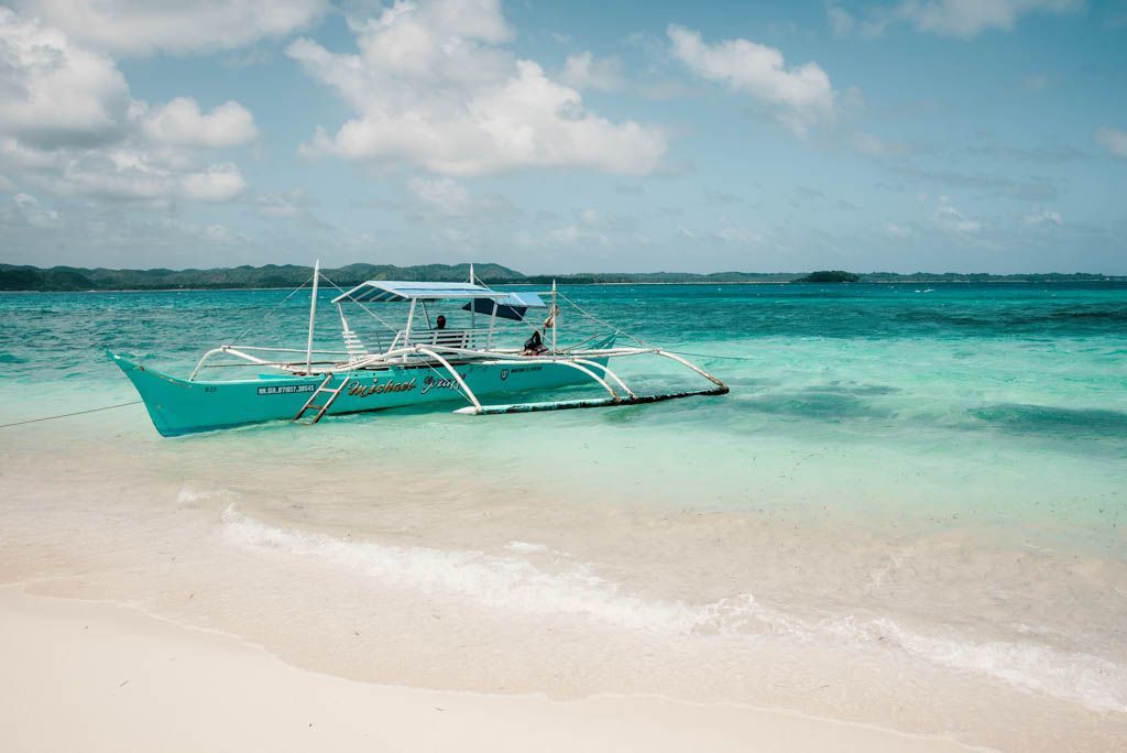 island hopping siargao filipinas