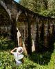 Puente de los 9 Arcos desde las plantaciones de té de un lado