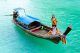Entrando en Pileh Lagoon con nuestro longtail