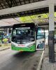 Autobús dirección Magelang en la estación de Jombor