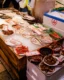 Puesto de pescado en el Mercado Omicho en Kanazawa