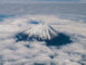 Vista del Monte Fuji desde el avión (Fotografía: Unsplash/ Takuya Jodai)