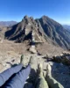 Con nuestros playeros de trekking barefoot pateando la muralla china