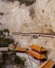 Templo en la roca dentro de la zona de Mianshan