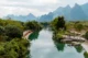Barcas de bambú por el río Yulong