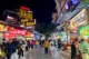 La West Street por la noche, el corazón de Yangshuo